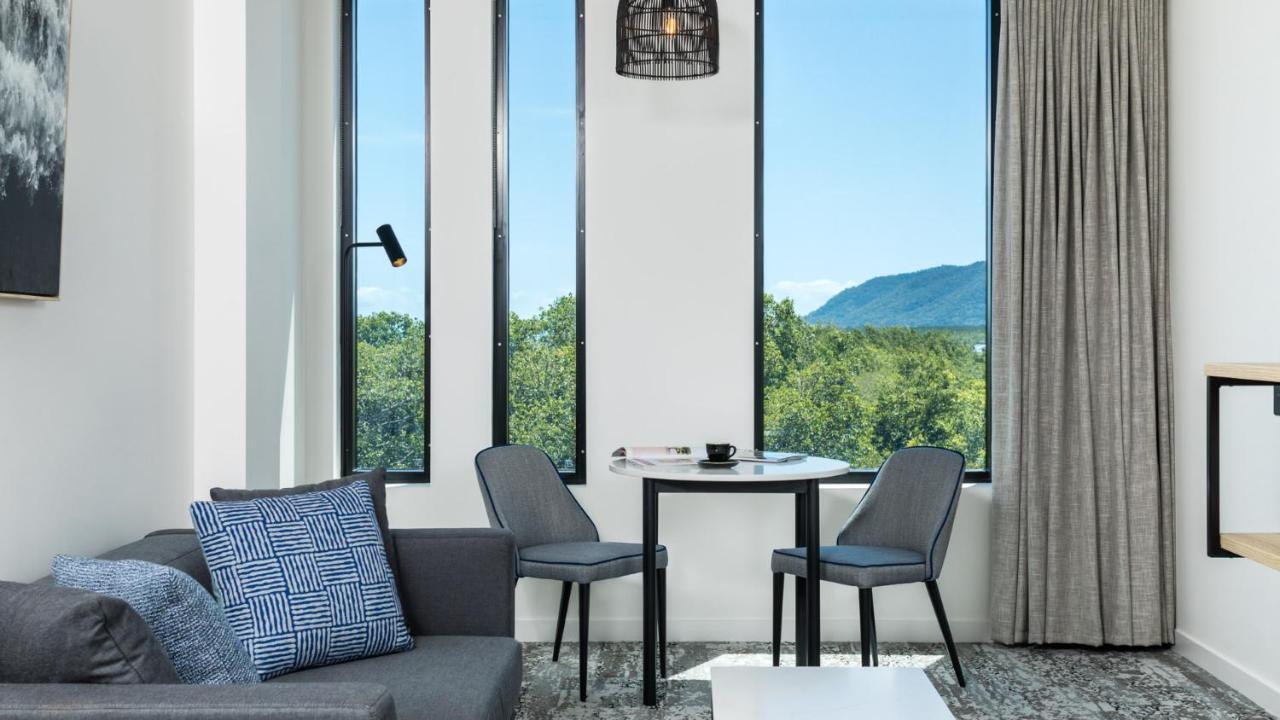 Oaks Cairns Hotel Экстерьер фото