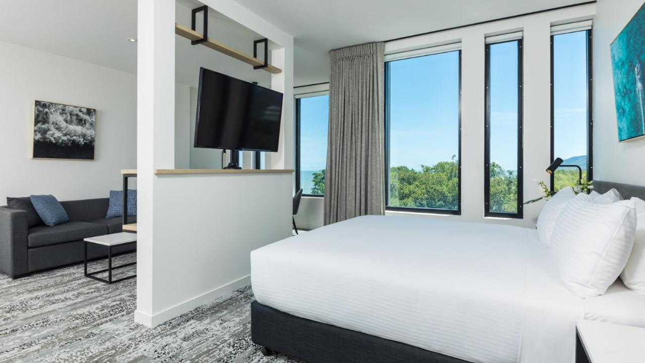 Oaks Cairns Hotel Экстерьер фото