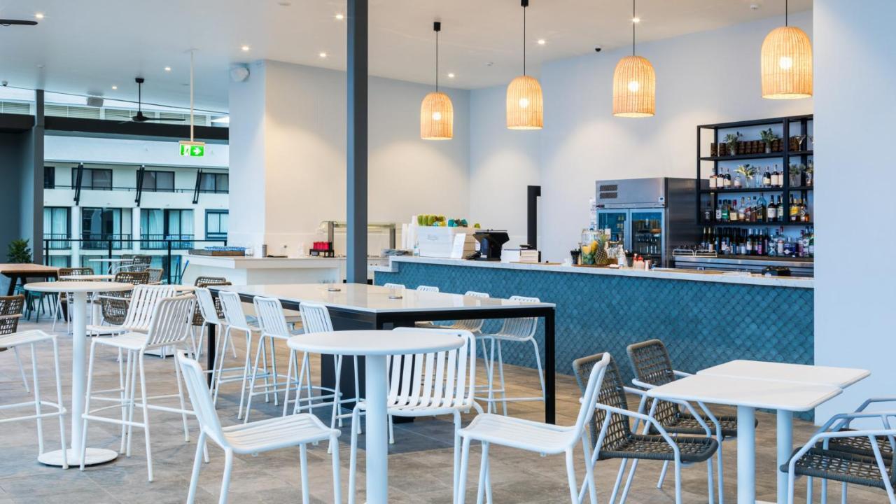Oaks Cairns Hotel Экстерьер фото
