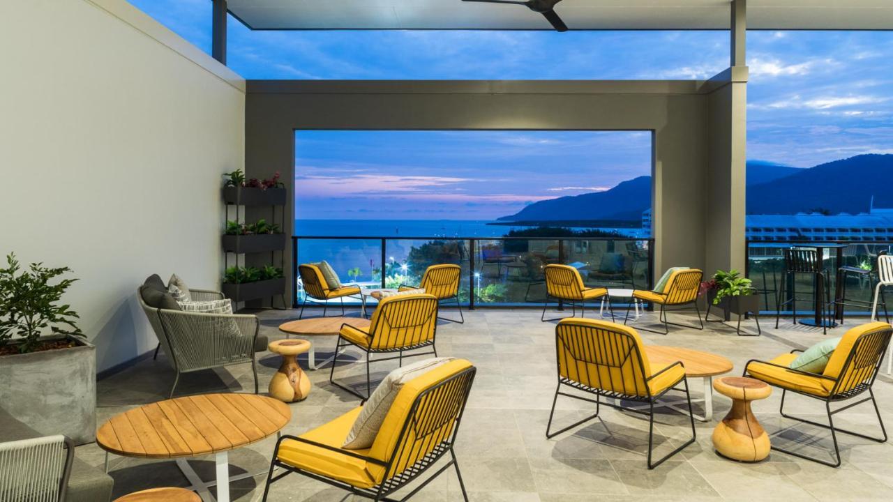 Oaks Cairns Hotel Экстерьер фото