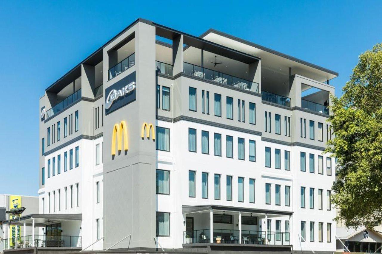 Oaks Cairns Hotel Экстерьер фото